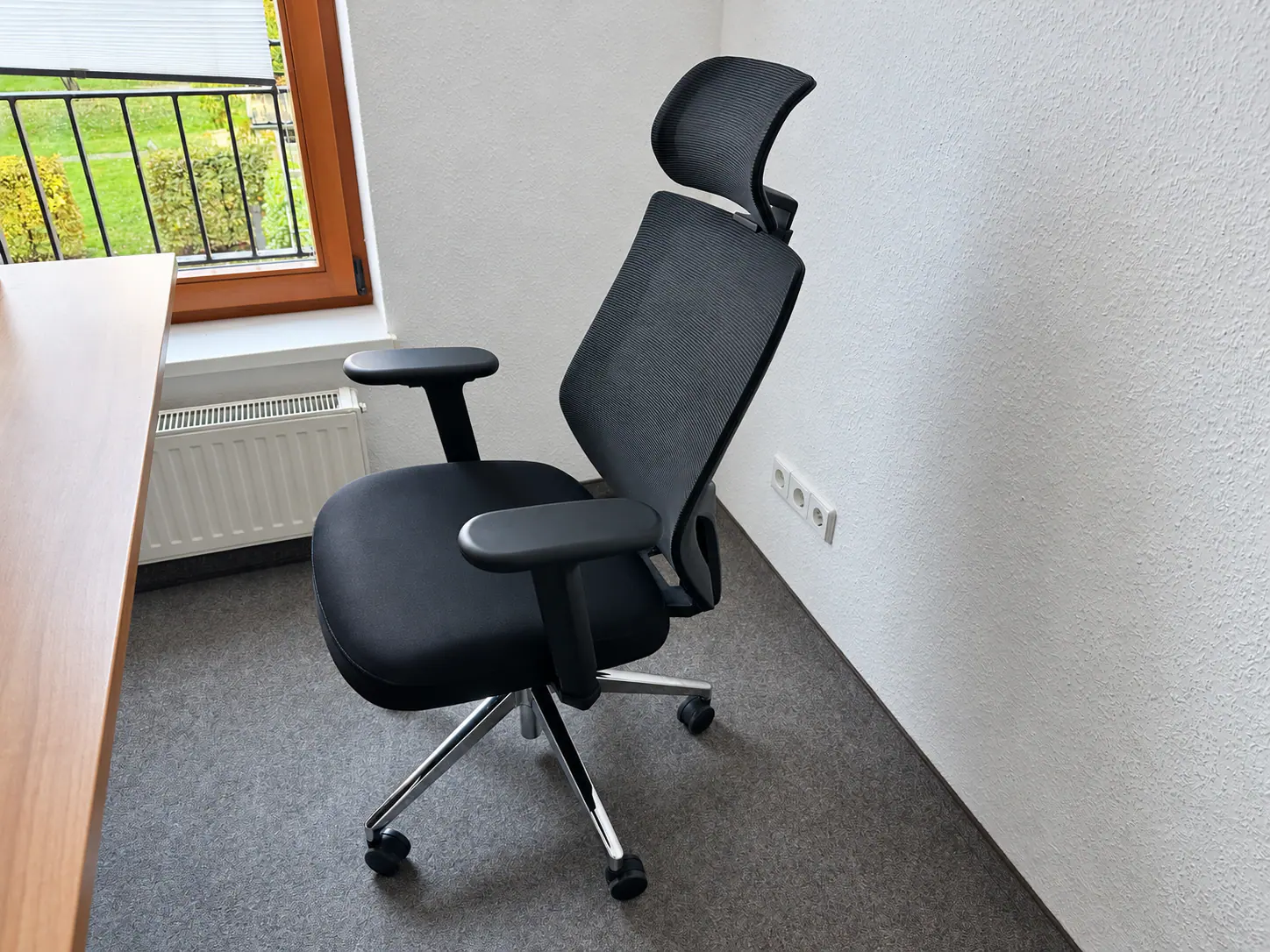 Cover image for Holludle Ergonomic Chair Review